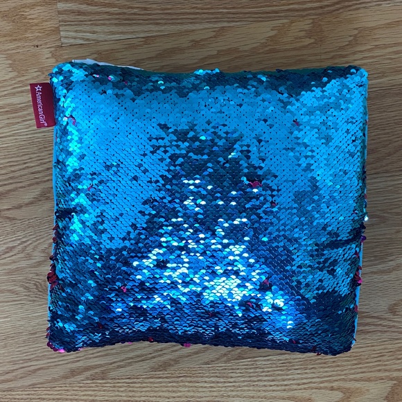 American Girl NWOT Sequins Pillow - Picture 2 of 8